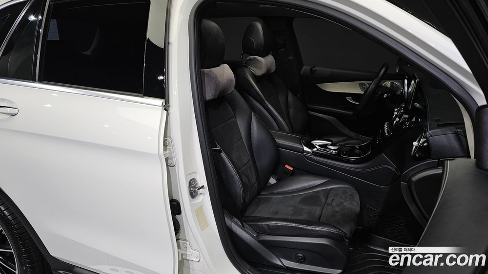 Mercedes-Benz GLC-Class X253 GLC300 4MATIC AMG Line (10.2019)