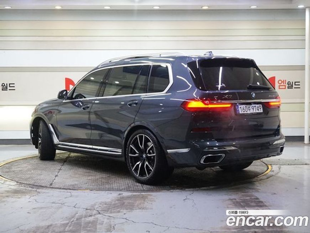 BMW X7 (G07) xDrive 40i M Sports 6-и местный (04.2022)