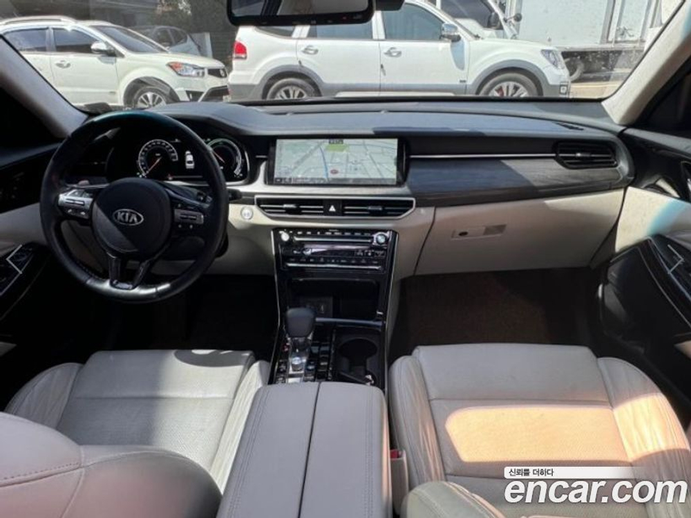 Kia K7 (Cadenza) Premier Hybrid Signatures (09.2019)