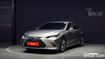Lexus ES300h 7 Generation Executive (12.2021)