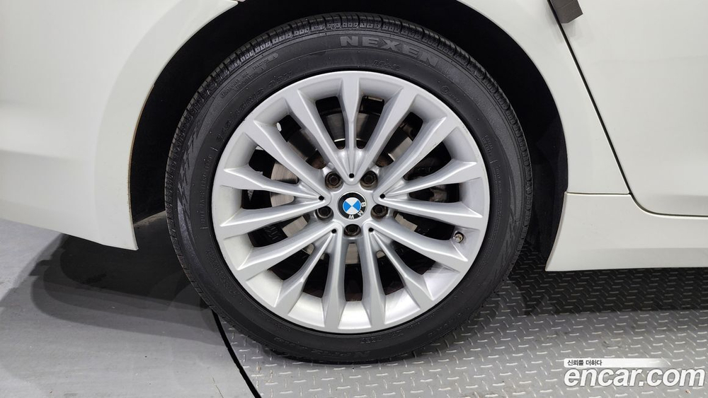 BMW 5 Series (G30) 520d Luxury Plus (08.2019)