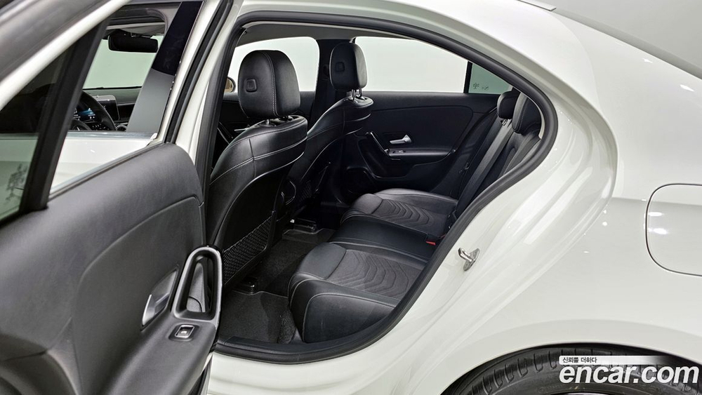 Mercedes-Benz A-Class W177 A250 4MATIC Sedan (02.2020)