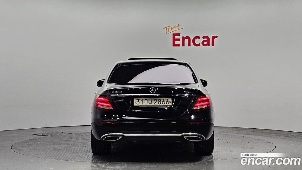 Mercedes-Benz E-Class W213 E300 4MATIC Avangarde (11.2019)