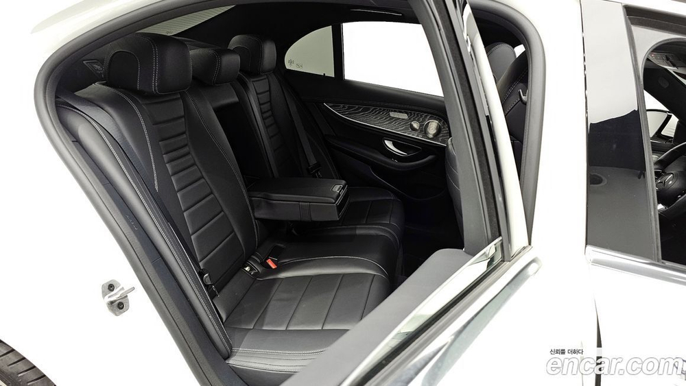 Mercedes-Benz E-Class W213 E350 4MATIC AMG Line (05.2021)