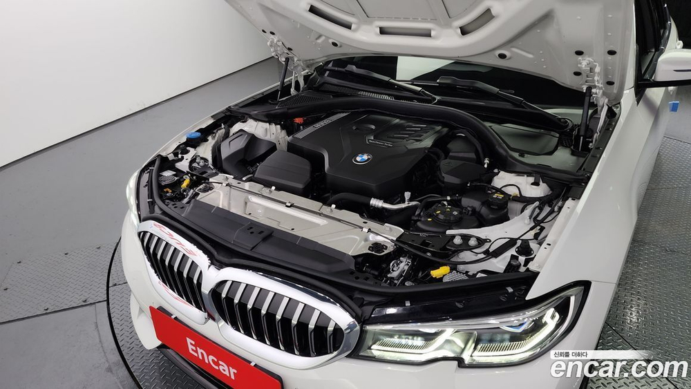 BMW 3 Series (G20) 320i Touring Luxury (06.2022)