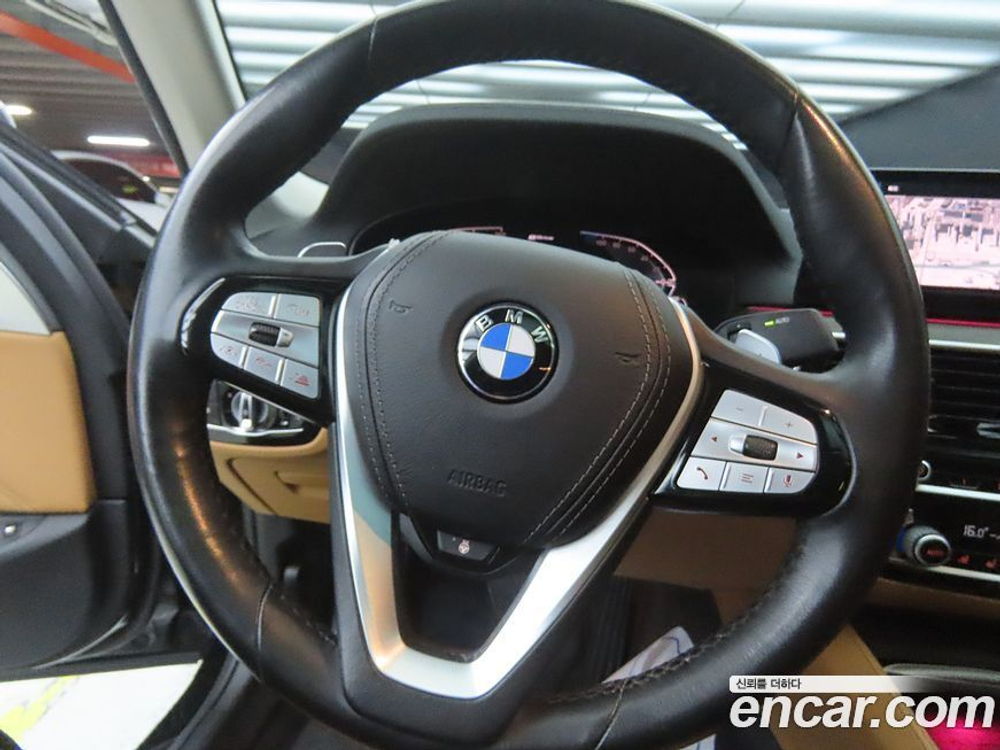 BMW 5 Series (G30) 530e Luxury (02.2020)