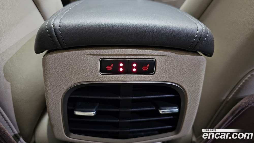 Lincoln New MKZ Hybrid (09.2020)