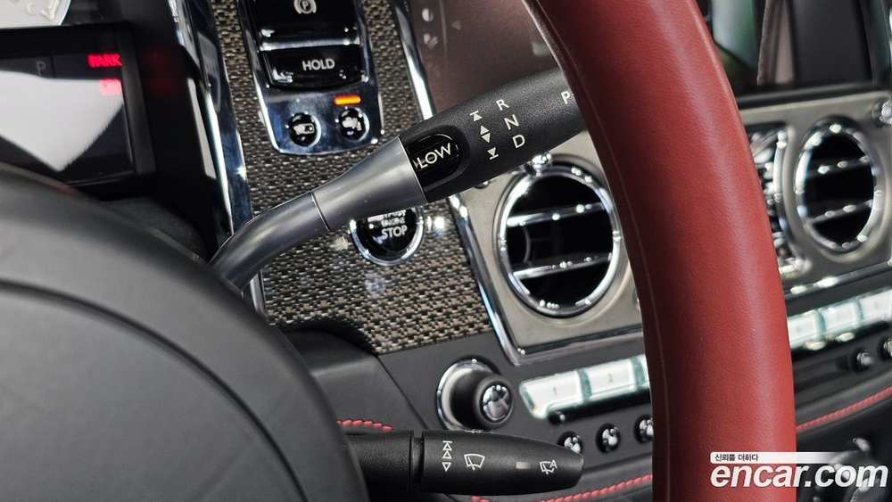 Rolls-Royce Dawn 6.6 V12 Черный Badge (06.2020)
