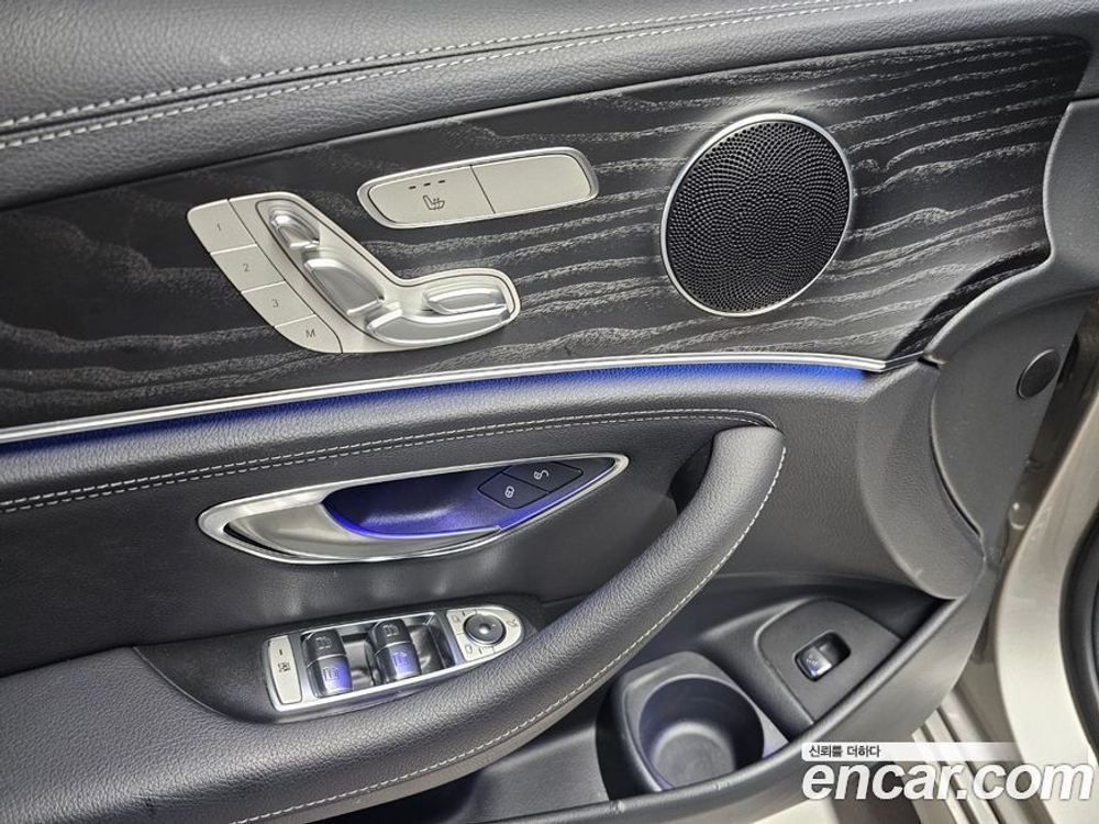 Mercedes-Benz E-Class W213 E220d 4MATIC AMG Line (09.2021)