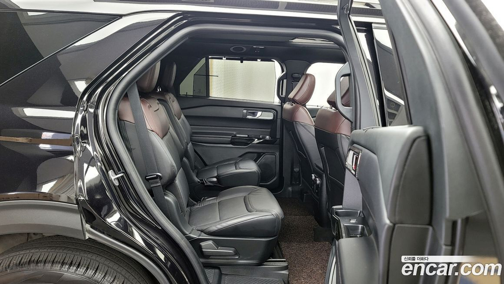 Ford Explorer 6 Generation 3.0 Platinum 4WD (05.2022)