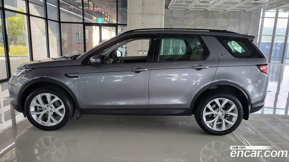 Land Rover Discovery Sports 2 Generation P250 SE (03.2022)