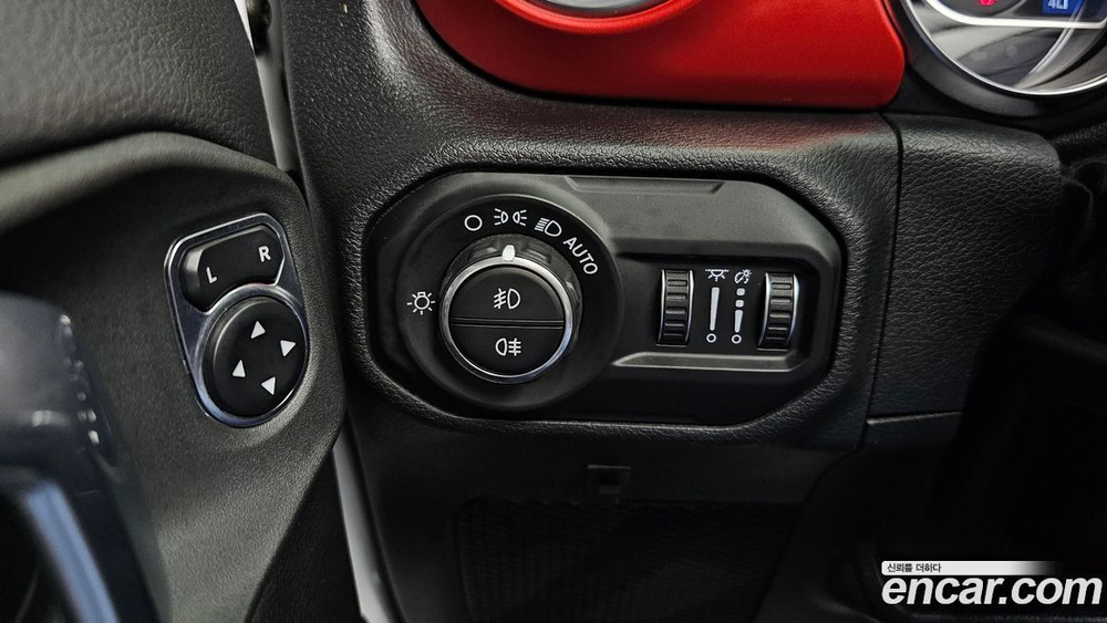 Jeep Wrangler (JL) 2.0 Rubicon Power Top 4 двери (03.2021)