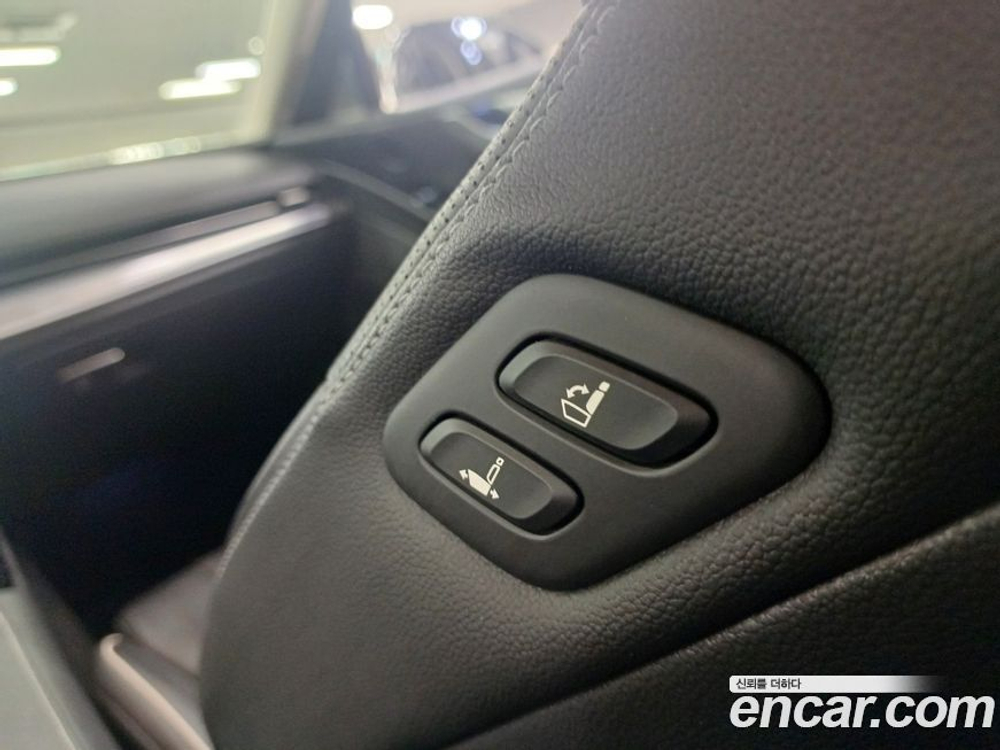 Genesis G80 (RG3) Бензин 2.5 Turbo AWD (07.2020)
