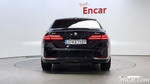 BMW 5 Series (G60) 530i xDrive (12.2023)