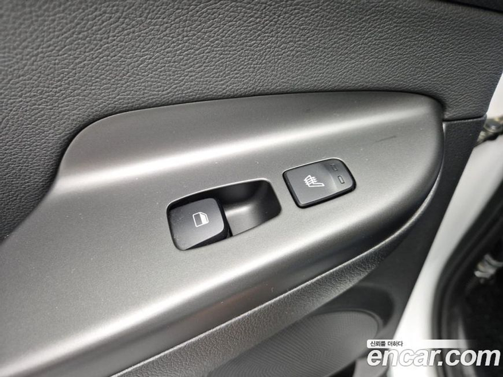 Hyundai KONA Hybrid Premium Special (10.2019)