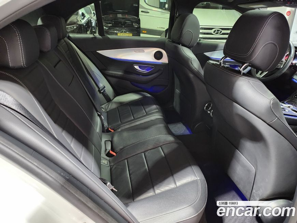 Mercedes-Benz E-Class W213 E250 Avangarde (11.2019)