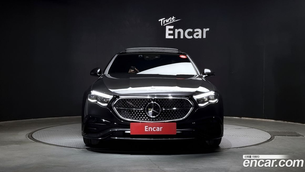 Mercedes-Benz E-Class W214 E300 4MATIC AMG Line (03.2024)