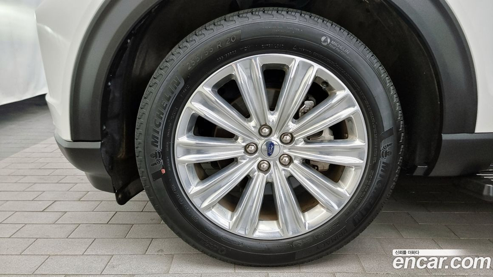 Ford Explorer 6 Generation 2.3 Limited 4WD (11.2019)