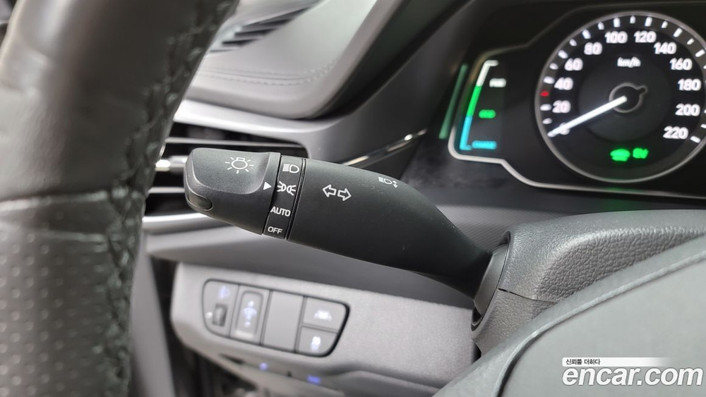 Hyundai The New Ionic Hybrid 1.6 HEV (09.2019)