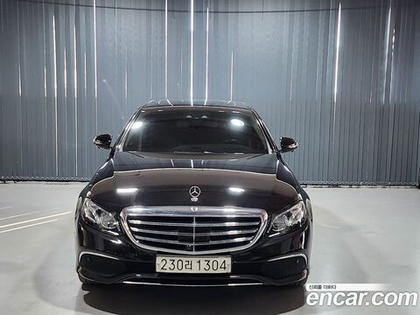 Mercedes-Benz E-Class W213 E300 4MATIC Exclusive (03.2020)