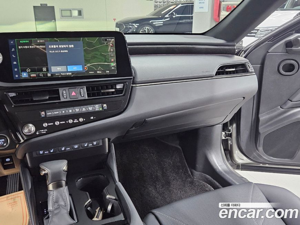 Lexus ES300h 7 Generation Executive (03.2023)
