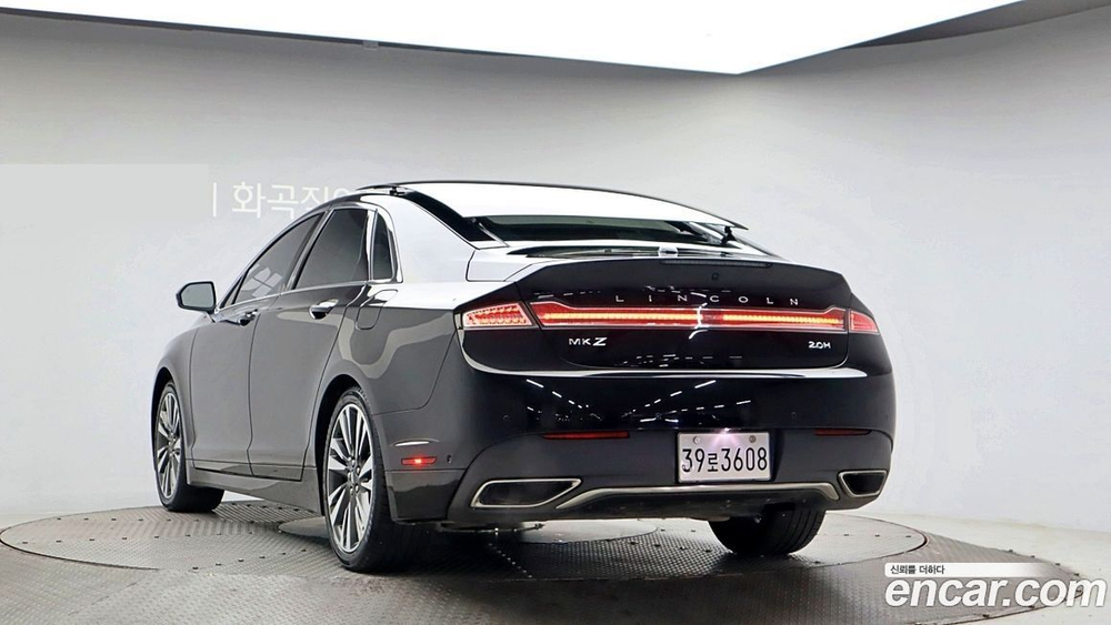 Lincoln New MKZ Hybrid (09.2019)