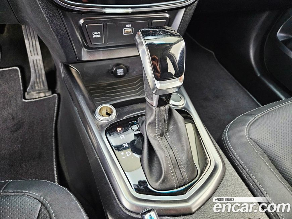 KG Mobility (Ssangyong) Very New Tivoli Дизель 1.6 2WD (01.2020)