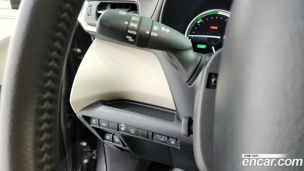 Toyota Sienna 4 Generation 2.5 Hybrid 2WD (06.2021)