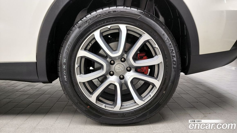 Maserati Levante 3.0 Дизель AWD (08.2019)