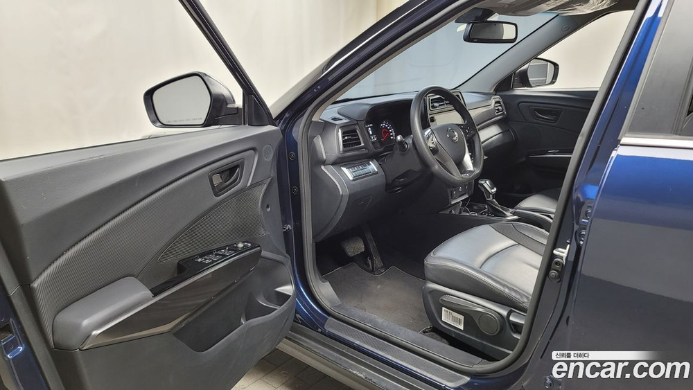 KG Mobility (Ssangyong) Very New Tivoli Бензин 1.5 2WD (01.2020)