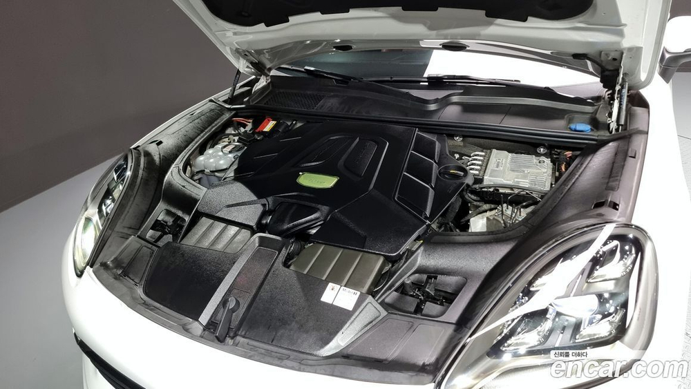 Porsche Cayenne (PO536) 3.0 Coupe (03.2022)