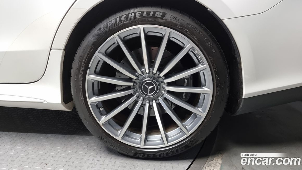 Mercedes-Benz AMG GT 4 двери 43 4MATIC+ (02.2020)
