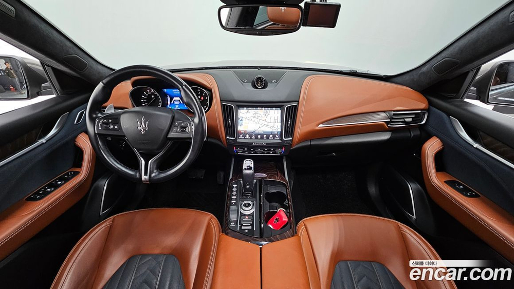 Maserati Levante 3.0 S AWD GranLusso (12.2019)