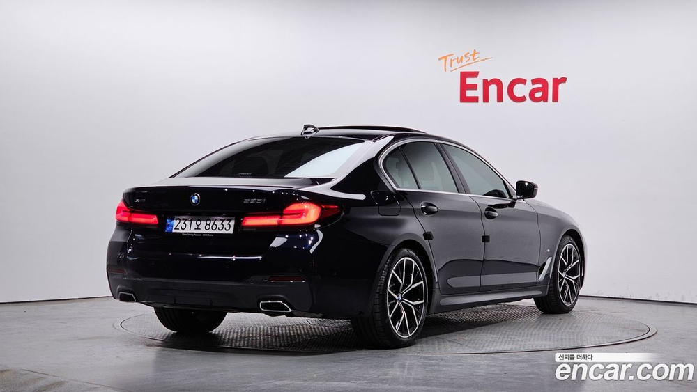 BMW 5 Series (G30) 530i xDrive M Sports (05.2022)