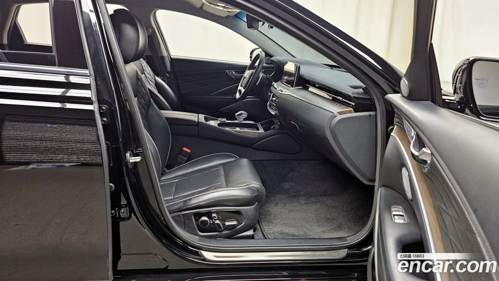 Kia The K9 (Quoris/K900) 3.3 GDI AWD (04.2021)