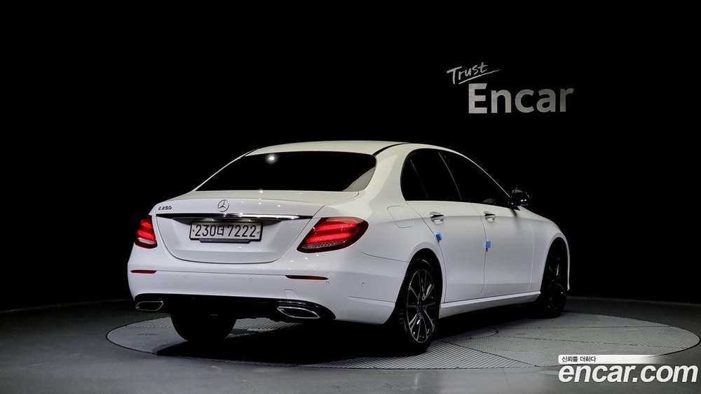 Mercedes-Benz E-Class W213 E250 Avangarde (05.2020)