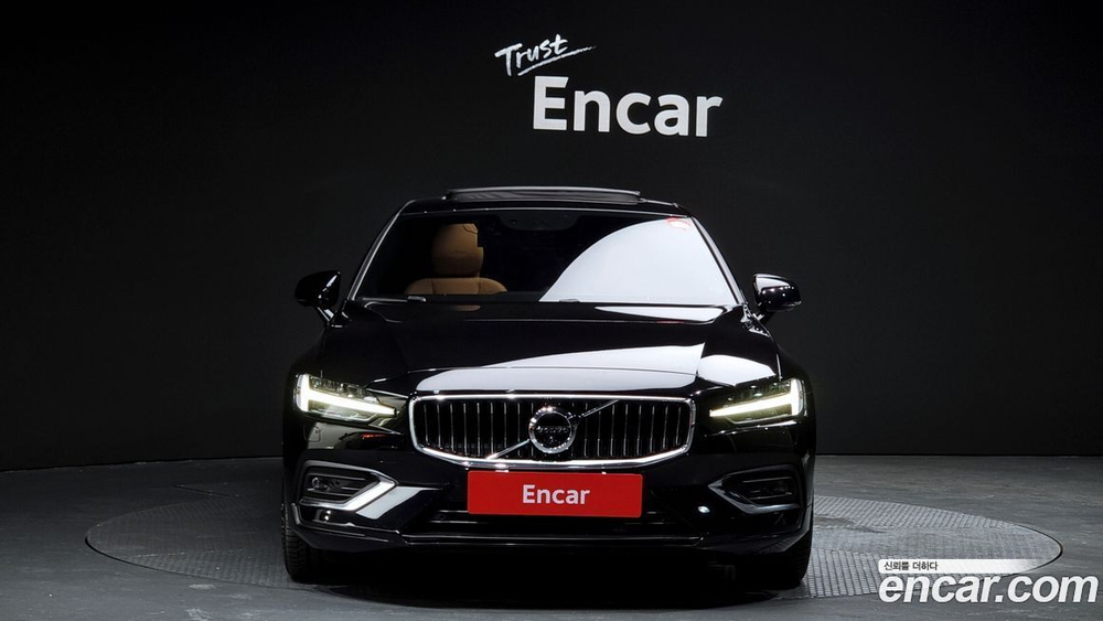 Volvo S60 3 Generation T5 Inscription (10.2019)