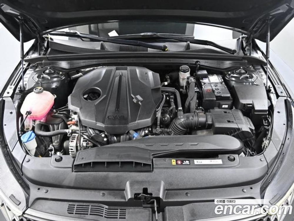 Kia K5 (Optima) 3 Generation 2.0 (12.2021)